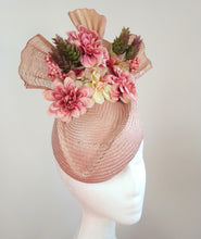 Load image into Gallery viewer, Beige and light pink floral fascinator