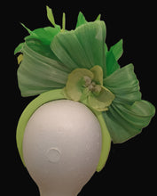 Load image into Gallery viewer, Lime green floral headband