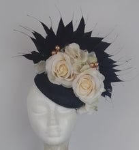 Load image into Gallery viewer, Black and cream floral fascinator
