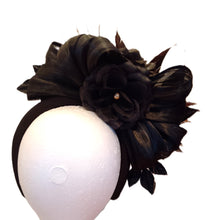 Load image into Gallery viewer, Black and gold fascinator headband